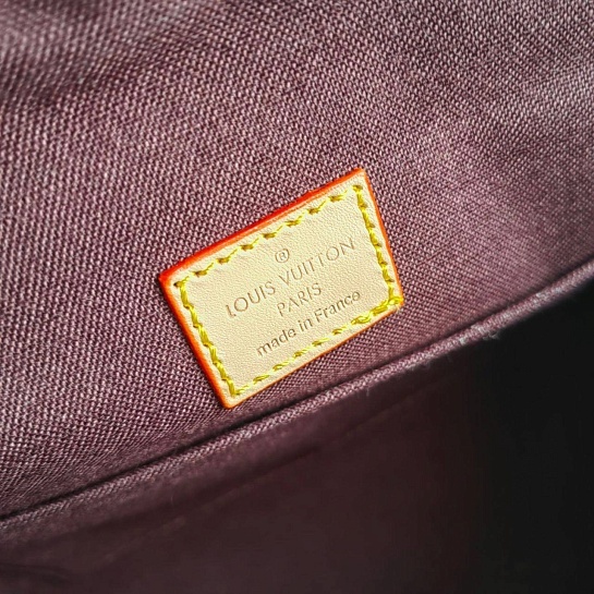 Кожаная сумка Louis Vuitton 28x29 см