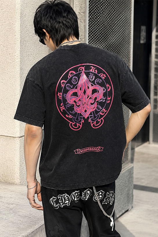 Чёрная оверсайз футболка Gothic logo