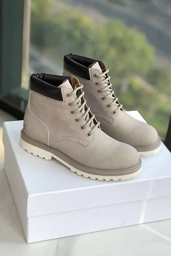 Женские ботинки Celine серого цвета   