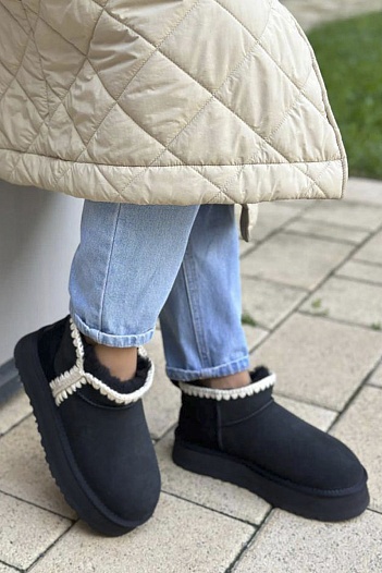Женские замшевые ботники с мехом UGG Mass Platform - Black