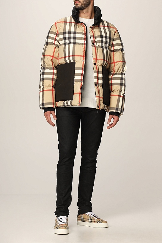 Утеплённая бежевая куртка Burberry