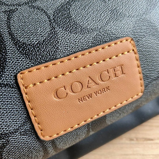 Кожаная сумка на пояс Coach Track - Black