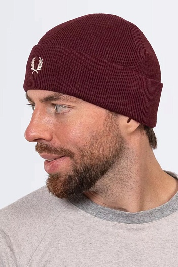 Шапка Fred Perry logo-embroidered - Wine Berry   