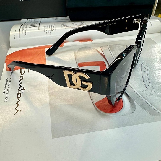 Женские сонцезащитные очки  Dolce & Gabbana чёрного цвета