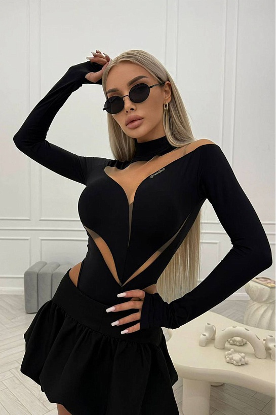 Женское боди чёрного цвета