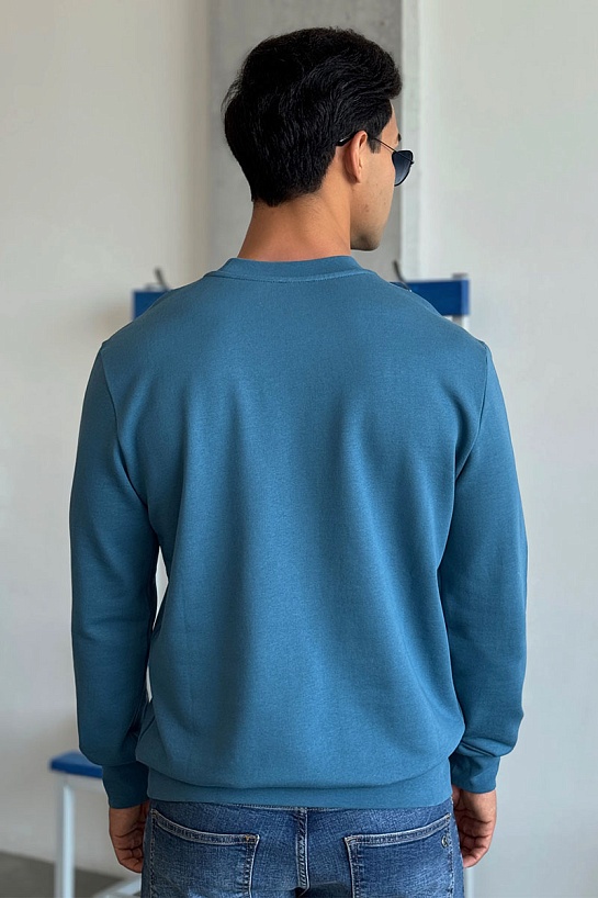 Свитшот голубого цвета Moncler logo-patch