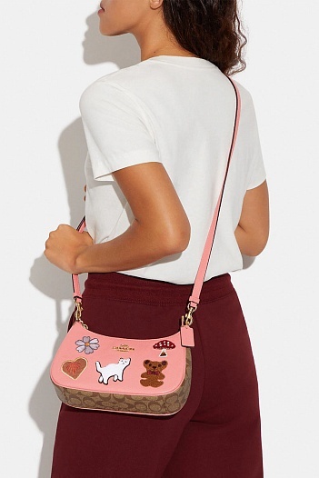 Сумка Coach Teri creature patches 24x13 см   