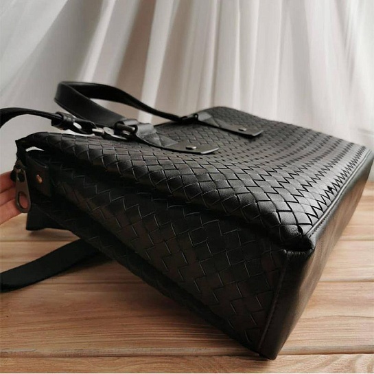 Кожаная сумка Bottega Veneta Intrecciato 39x26 см