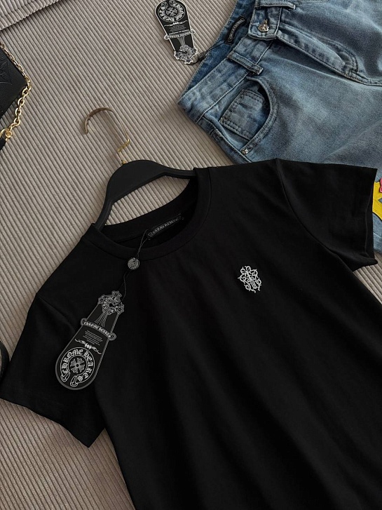Женская чёрная футболка Chrome Hearts premium
