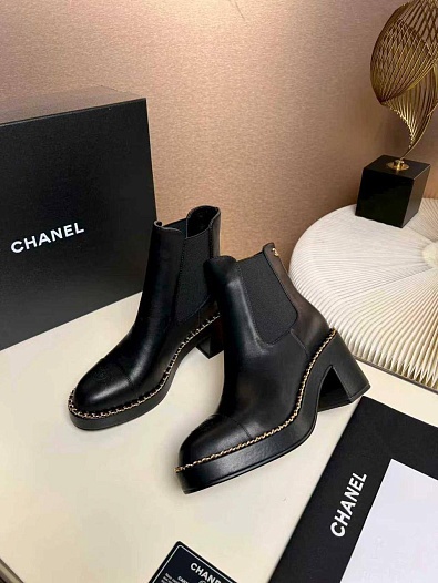 Женские кожаные сапоги Chanel premium - Black   