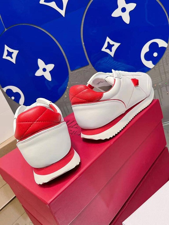 Женские кожаные кроссовки Valentino - White / Red