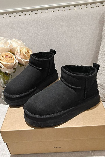 Женские ботинки UGG Classic Ultra Mini Platform - Black   