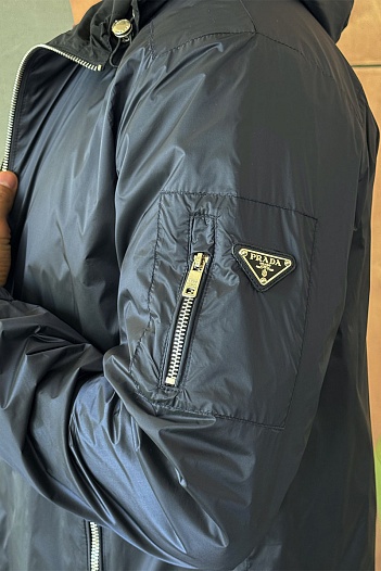 Двусторонняя ветровка Prada   