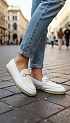 Женские кожаные лоферы Gucci GG Horsebit premium