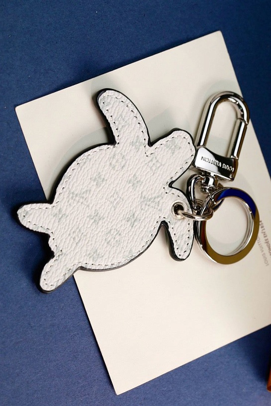 Брелок Louis Vuitton Turtle