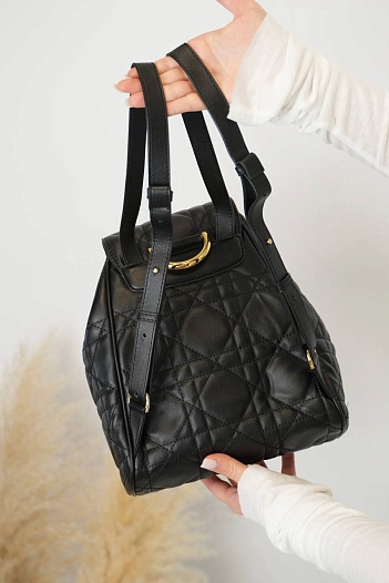 Кожаный рюкзак Dior Caro 26x25 см - Black   