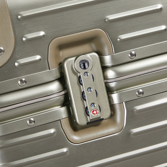 Чемодан Rimowa Aluminum Trunk Premium 77x42x36 см