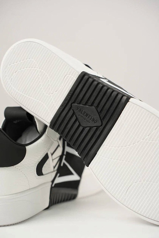 Кожаные кроссовки Valentino VL7N low-top - White / Black