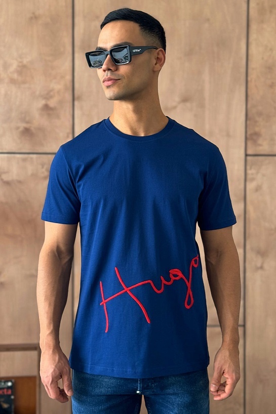Мужская тёмно-синяя футболка Hugo Boss