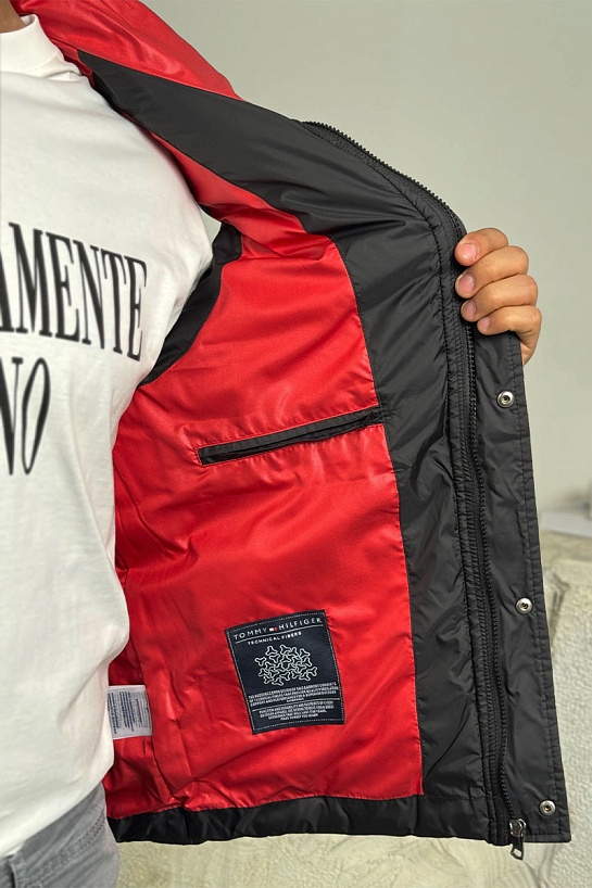 Мужской чёрный жилет Tommy Hilfiger