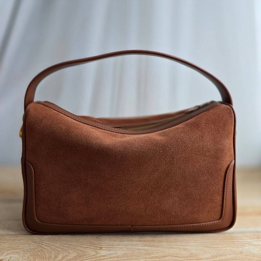 Замшевая сумка Yves Saint Laurent 29x18 см   