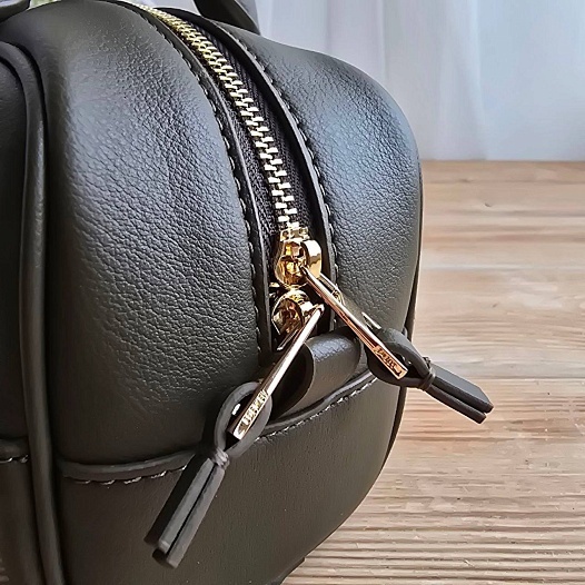 Кожаная сумка Loewe Amazona 24.5x13 см   