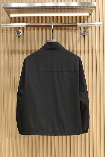 Мужская чёрная ветровка Loro Piana   