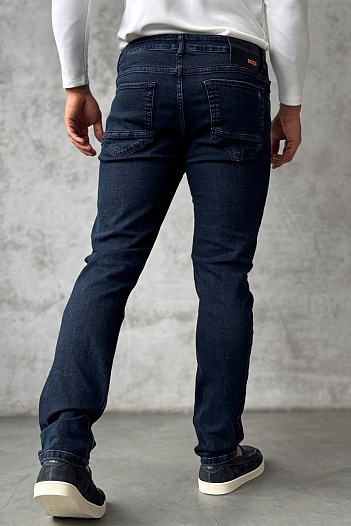 Мужские тёмно-синие джинсы Hugo Boss   