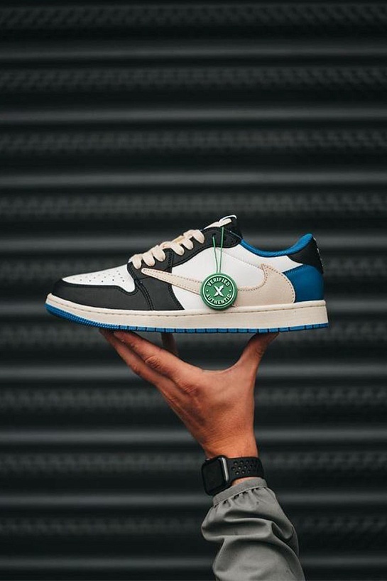 Кроссовки Travis Scott x Fragment x Nike Air Jordan 1 Low