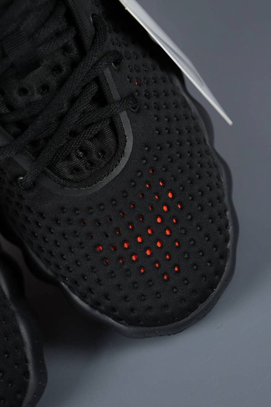Кроссовки Nike Mind 002