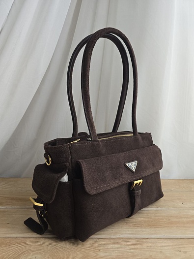 Замшевая сумка Prada 30x16 см   