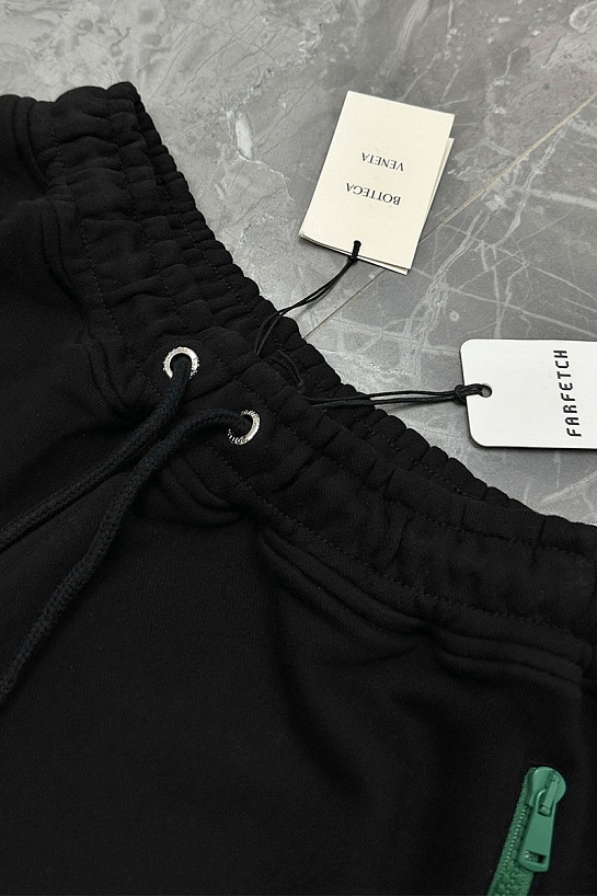 Мужские чёрные шорты Bottega Veneta