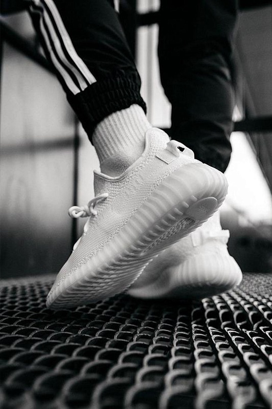 Кроссовки Adidas Yeezy Boost 350 V2 - White