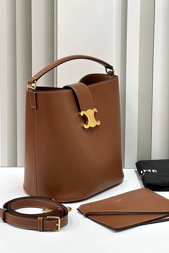 Женская кожаная сумка Celine Triomphe Louise Premium 23.5x24x16 см - Brown
