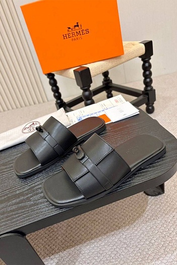 Чёрные кожаные шлёпанцы Hermes Gabriel   