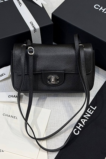 Кожаная сумка Chanel Flap premium 20x13x6 см   