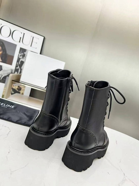 Женские кожаные ботинки Celine