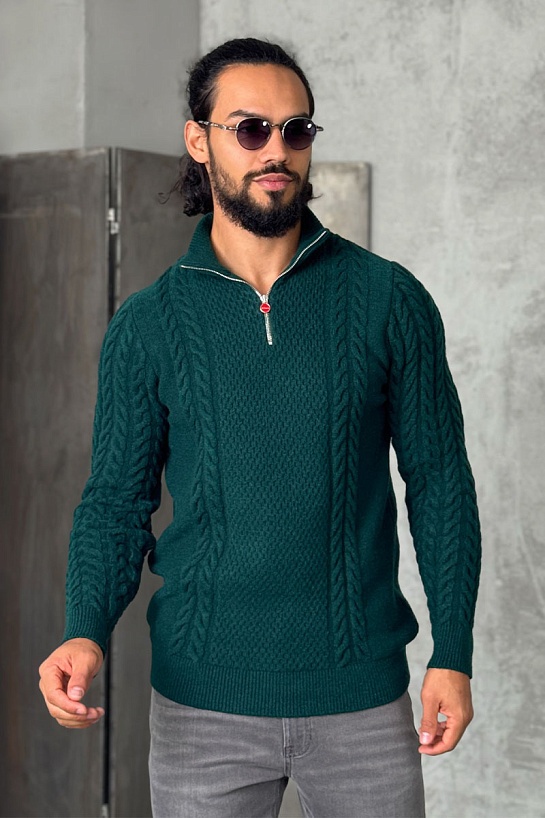 Мужской свитер зелёного цвета Kiton
