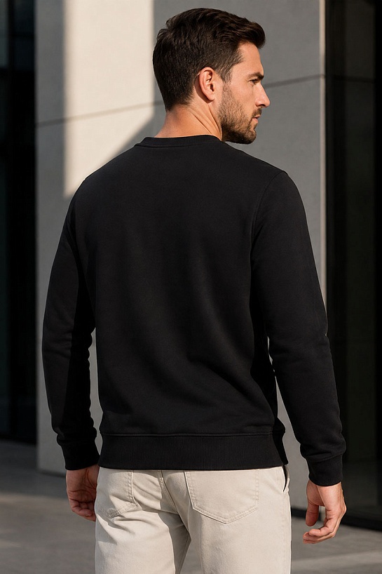 Свитшот чёрного цвета Hugo Boss Westart logo-patch