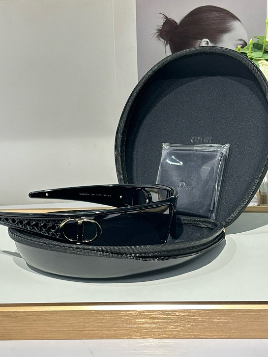 Солнцезащитные очки Dior Very