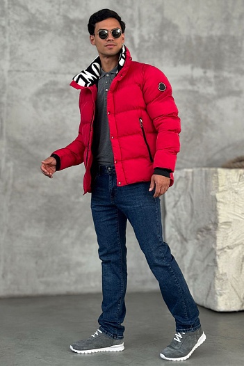 Куртка красного цвета Moncler logo-patch   