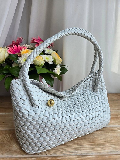 Кожаная сумка Bottega Veneta intrecciato 30x14 см   