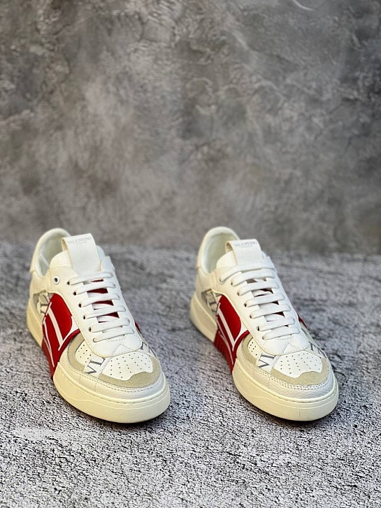 Женские кожаные кроссовки Valentino Gavani