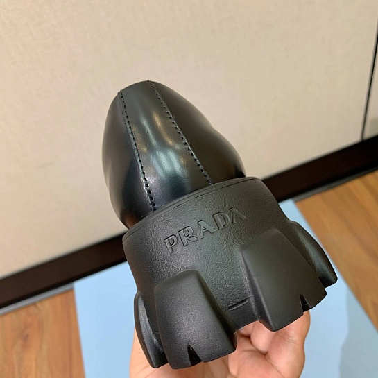 Женские кожаные лоферы Prada premium