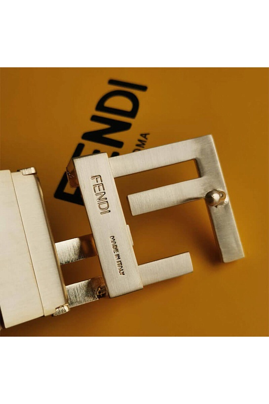 Кожаный ремень Fendi чёрного цвета (длина 90 / 95 см)