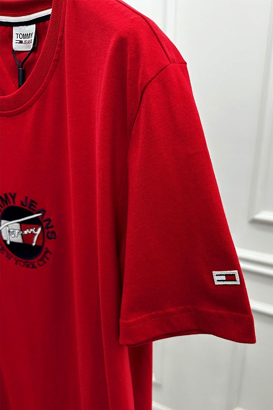 Красная футболка Tommy Hilfiger New York City