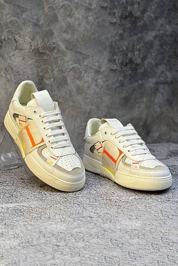 Женские кожаные кроссовки Valentino Gavani   