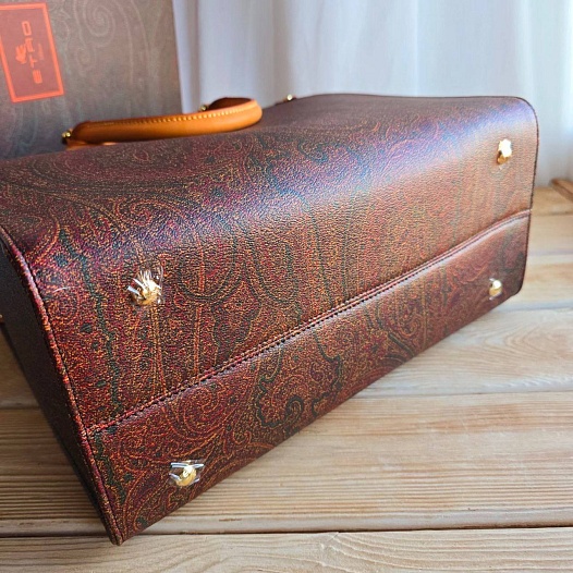 Кожаная сумка Etro с узором пейсли 35x27 см   