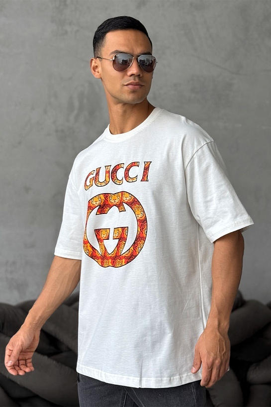 Оверсайз футболка Gucci белого цвета