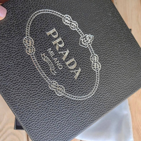 Двусторонний кожаный ремень Prada (ширина 4 см, длина 100 / 105 см)